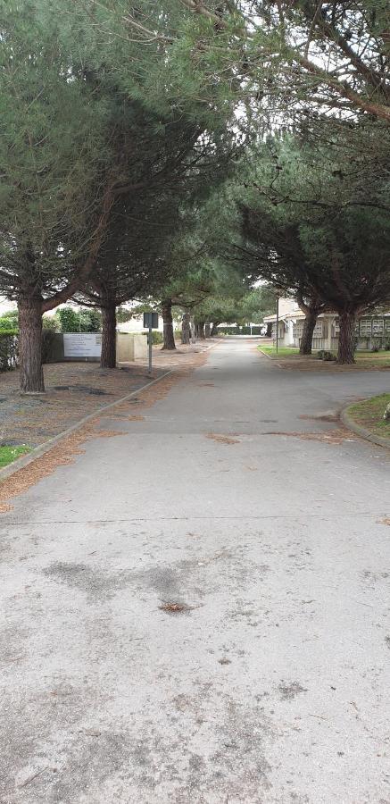 Logement 88 2-4 Personnes 500 M Plage Classe 2 Etoiles Dolus d'Oléron Exteriér fotografie
